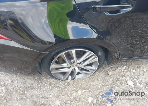 2018 Lexus Is 300 from USA, damaged, VIN JTHBA1D24J5064391